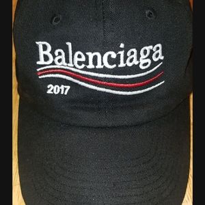 Balenciaga 2017 campaign hat